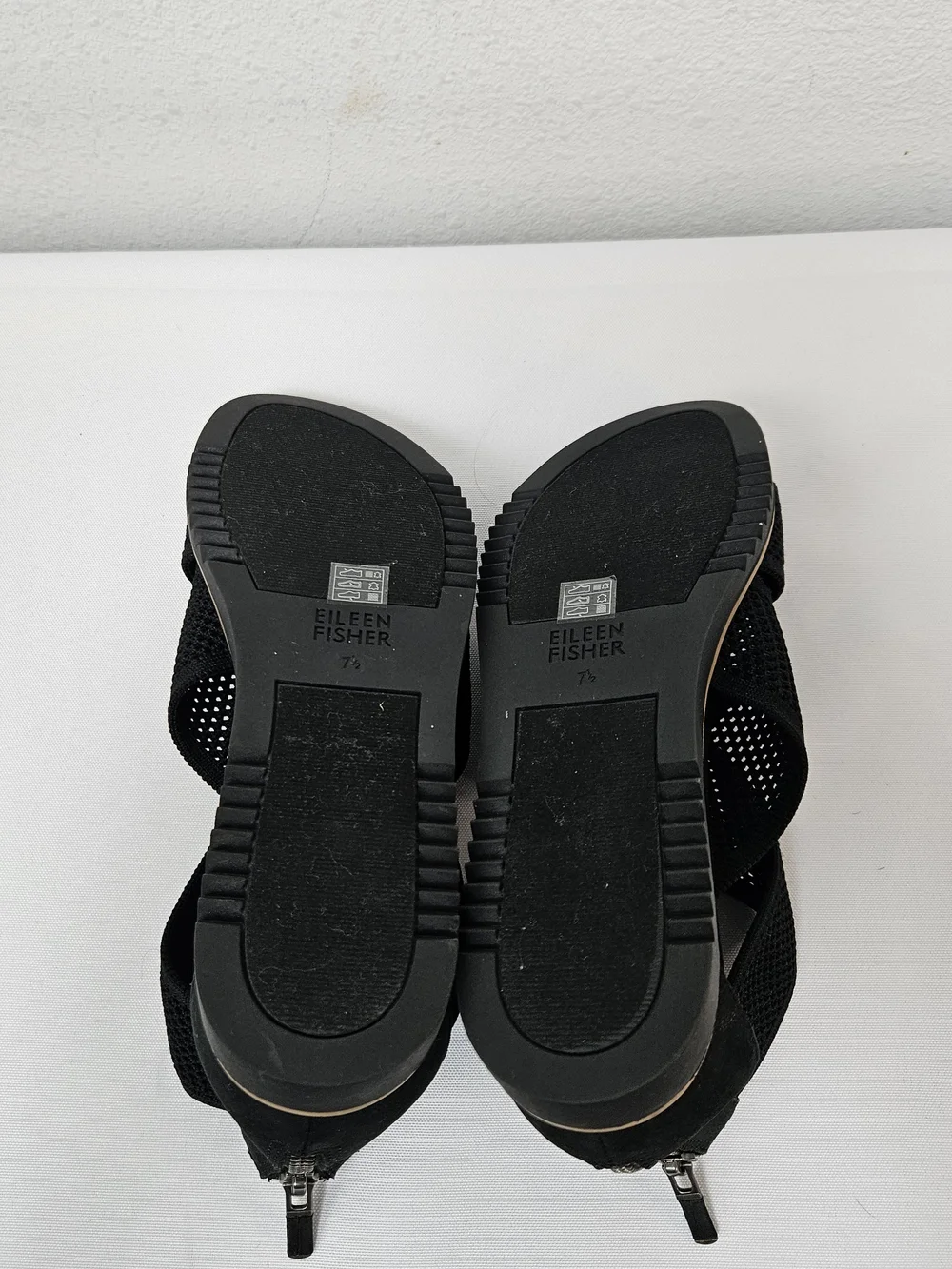 Eileen Fisher Kitts Recycled Stretch Knit Sandal Size 7.5 Black Minimalist